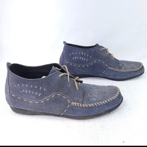 SOLD - Minnetonka blue suede chukka